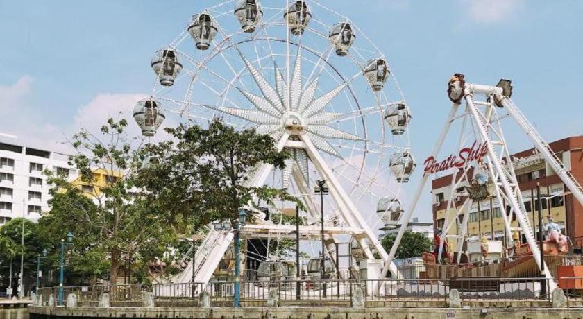 Hatten Place Melaka Extérieur photo The Sky Dream Sagae